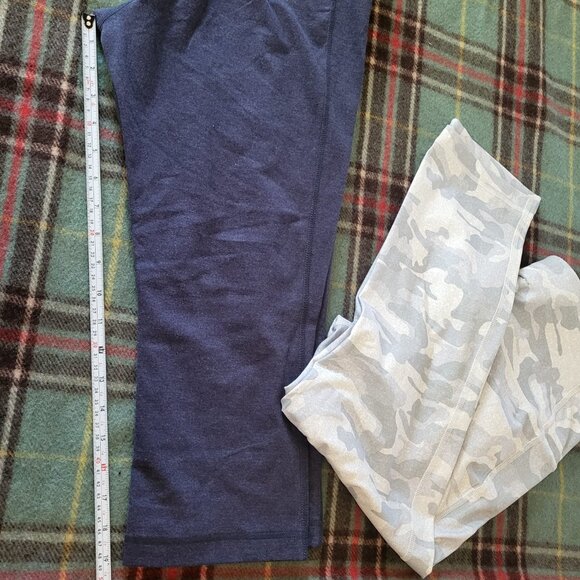 Bundle Size XL Two Leggings and One Tank Top - Picture 6 of 13